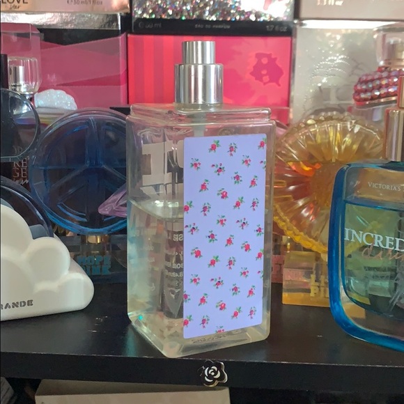 Pink With a Splash Charming and Fun - Picture 2 of 3